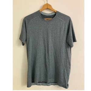 Lululemon Mens Shirt Large